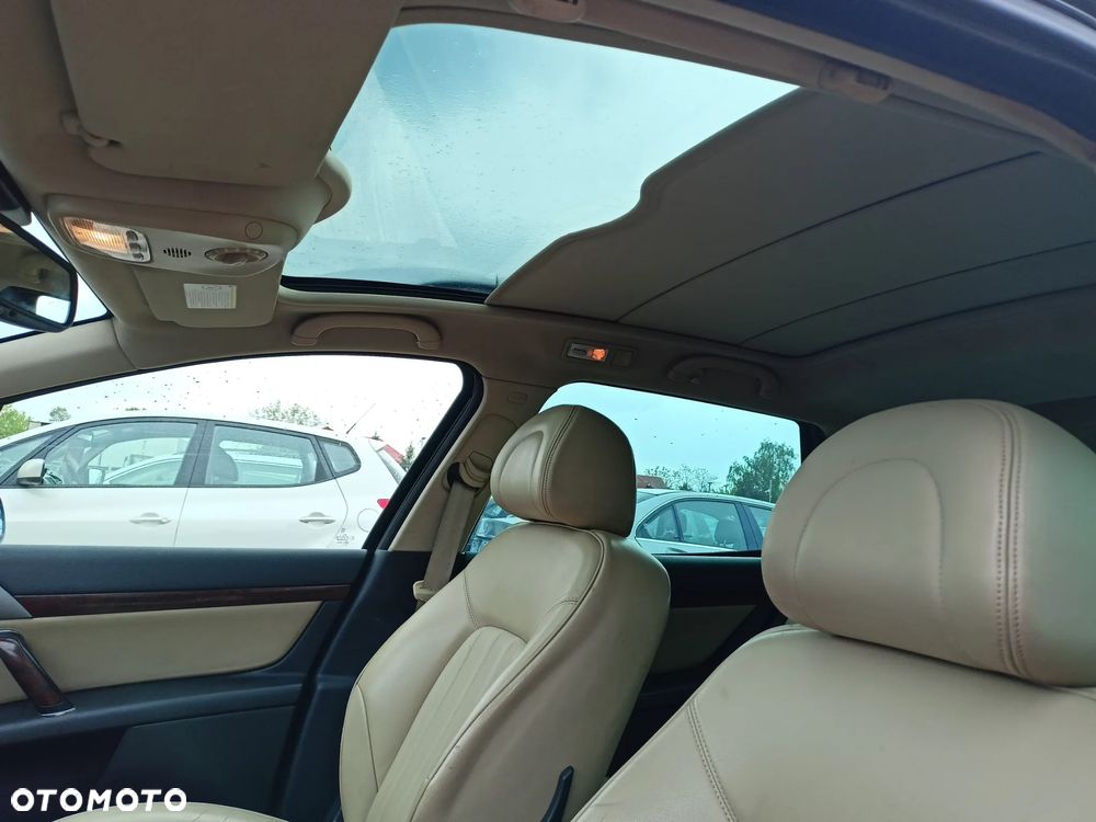 Peugeot 407 - 9