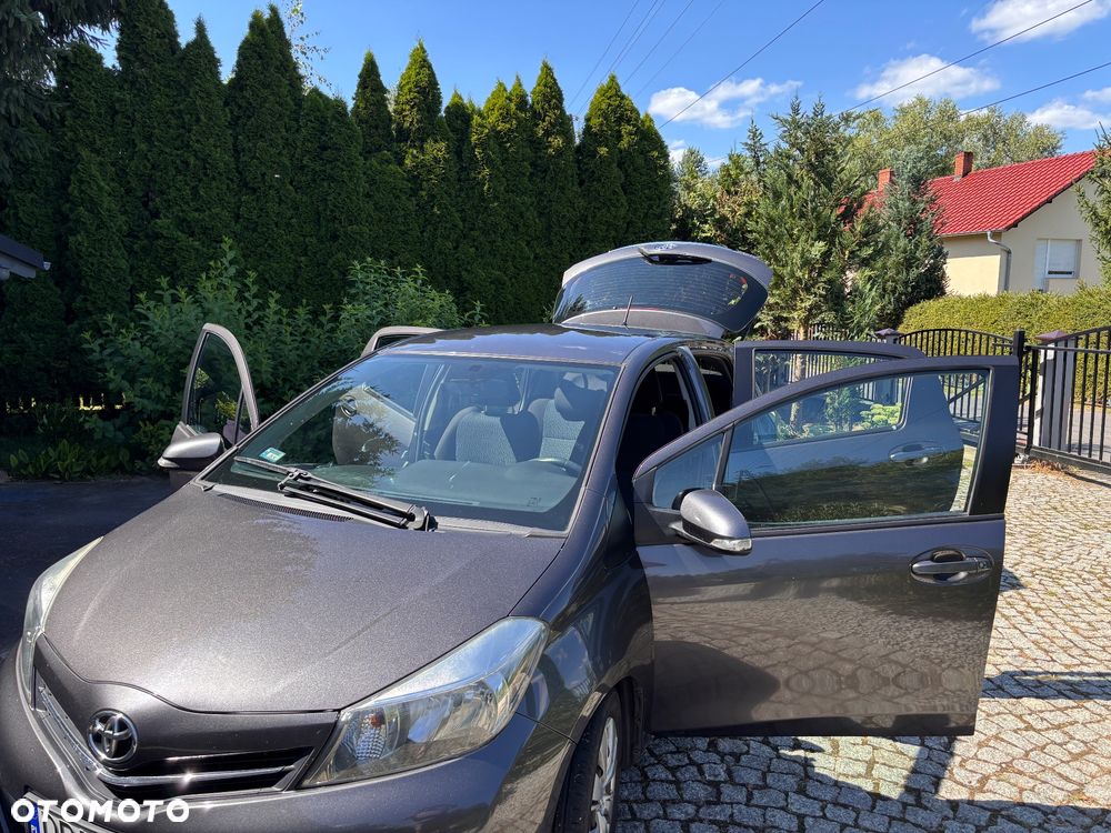 Toyota Yaris 1.4 D-4D Active - 3