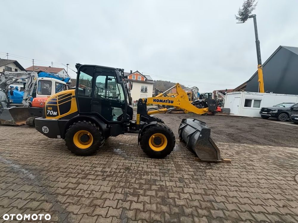 Komatsu WA70 M-8E0 - 12