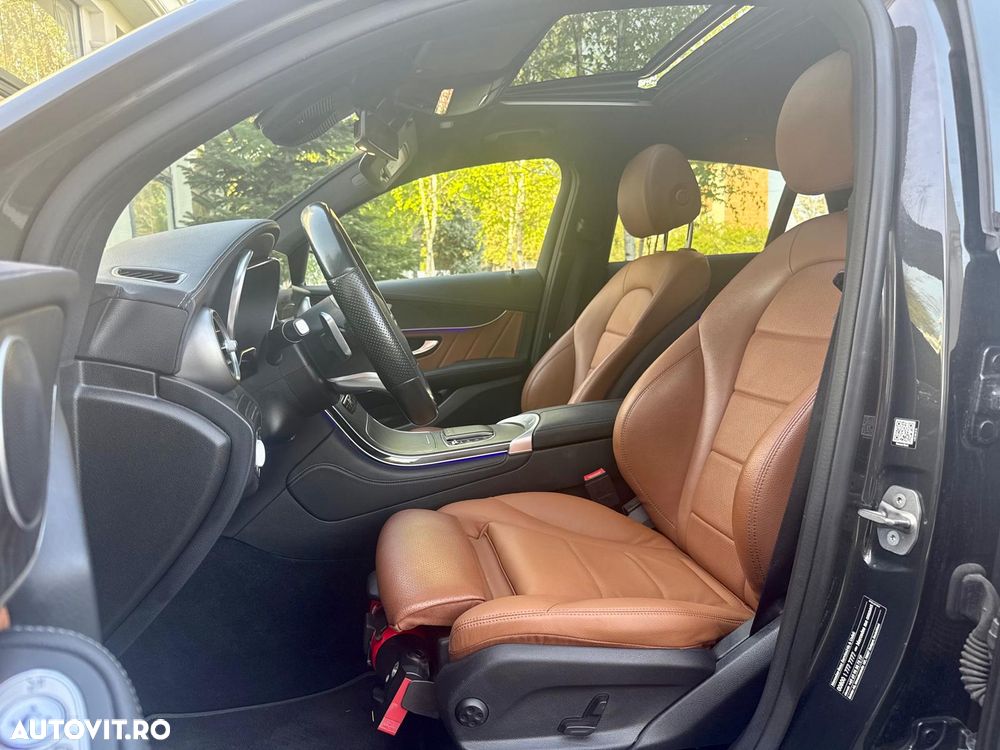 Mercedes-Benz GLC Coupe 220 d 4Matic 9G-TRONIC AMG Line - 24