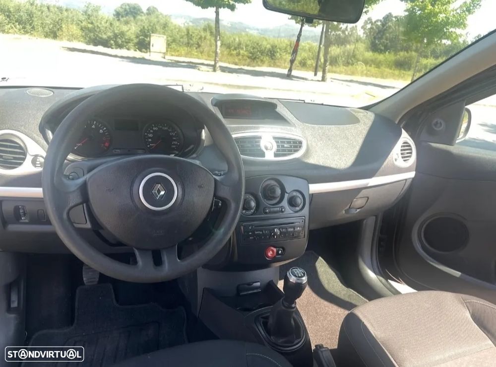 Renault Clio 1.2 16V GT - 4