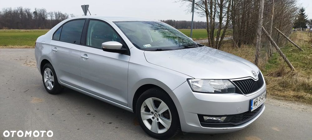 Skoda RAPID 1.0 TSI Style DSG - 14