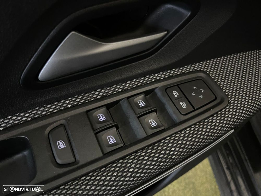 Dacia Jogger 1.0 TCe Extreme 7L - 31