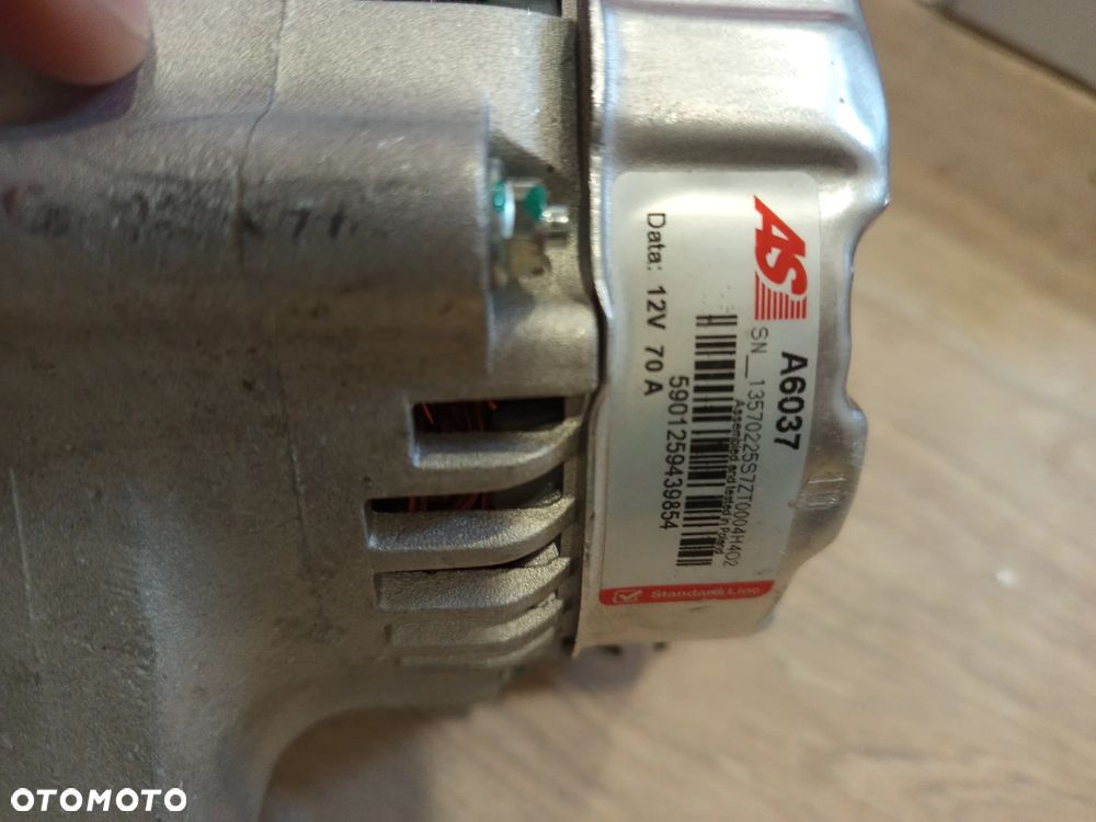 Alternator Toyota Yaris 2004 - 1
