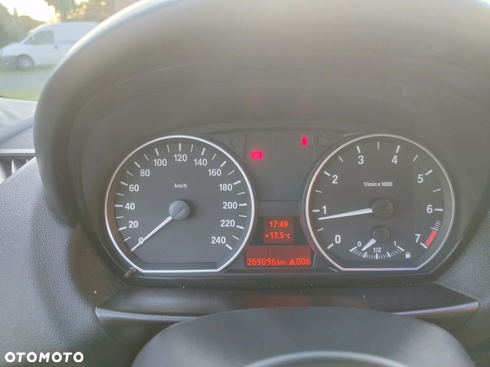 BMW Seria 1 - 13