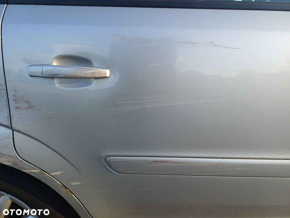 Opel Zafira 1.9 CDTI - 21