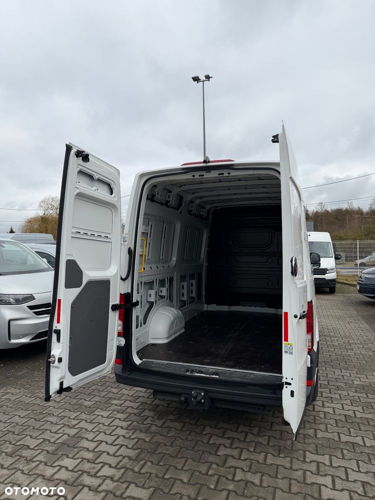 Volkswagen Crafter - 9