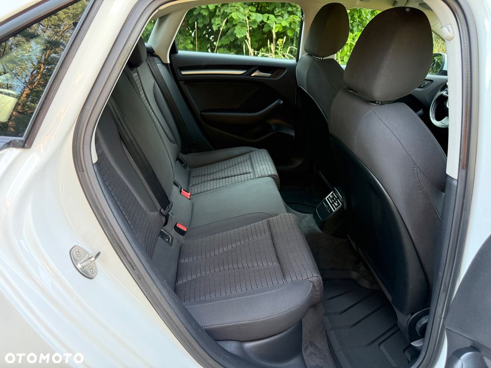 Audi A3 Limousine 2.0 TDI sport - 17