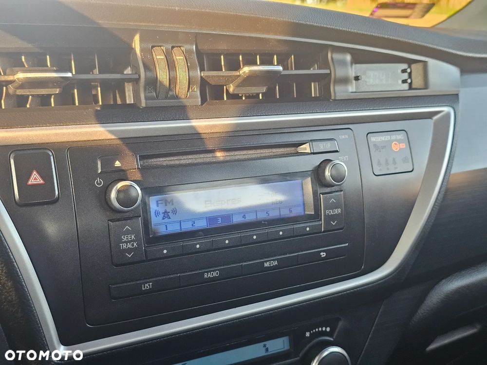 Toyota Auris 1.33 VVT-i Active - 20