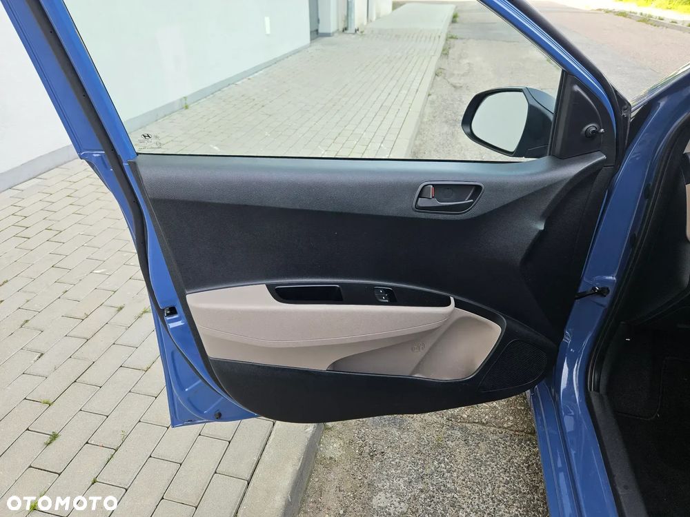 Hyundai i10 1.0 blue Pure - 11