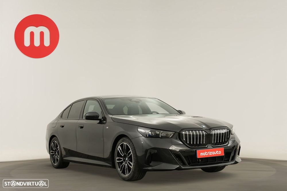 BMW 520 d Pack Desportivo M - 1