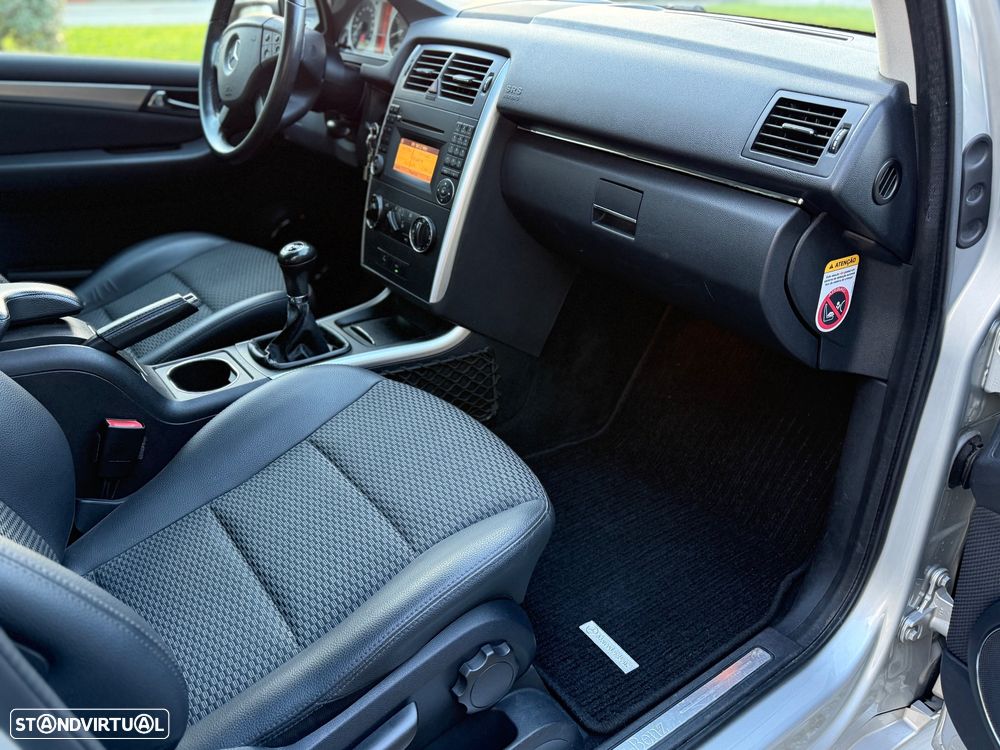 Mercedes-Benz B 160 - 6