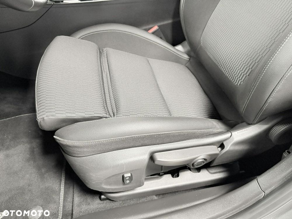 Opel Insignia - 37