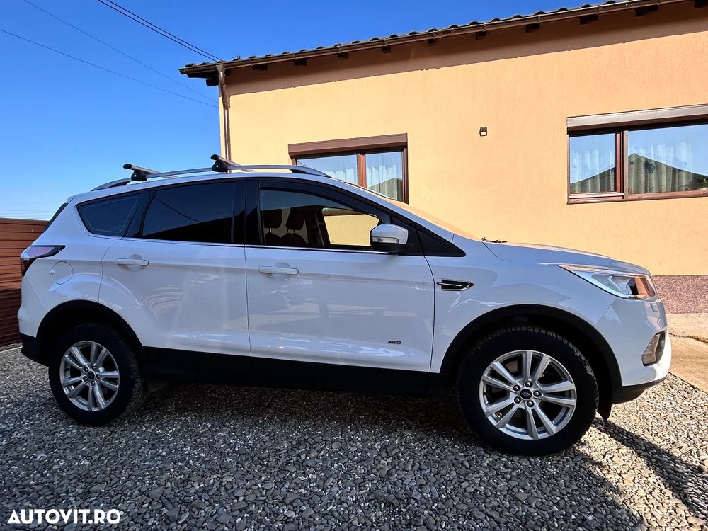 Ford Kuga 2.0 TDCi 4WD Powershift ST-Line - 22