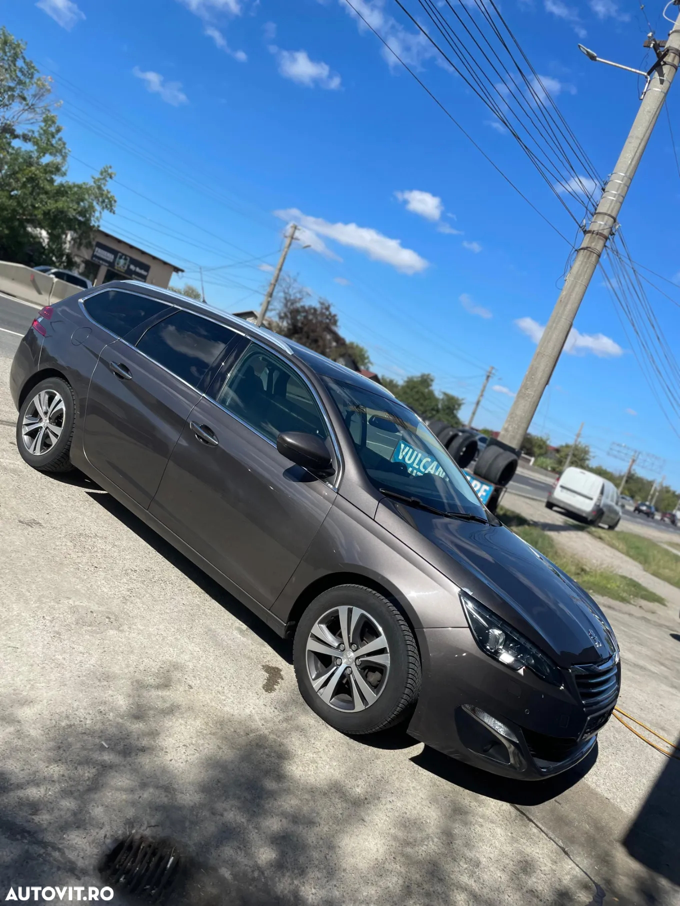 Peugeot 308 1.2 L PureTech Turbo Access - 10
