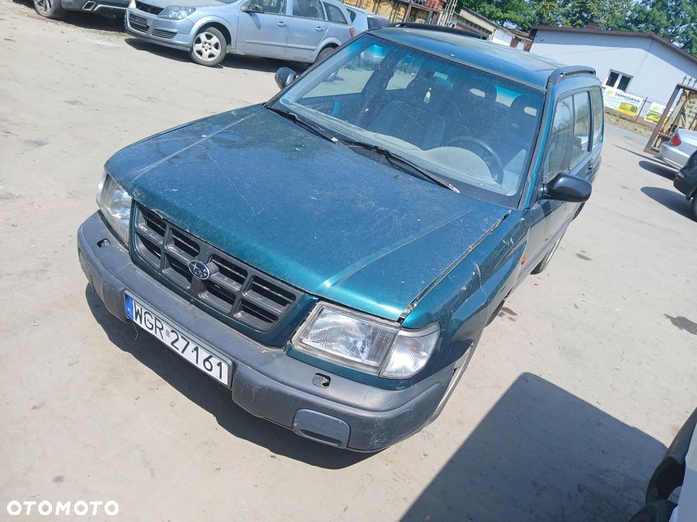 subaru forester I 8g2 maska zderzak lampa grill błotnik drzwi zbiornik paliwa szyba lusterko