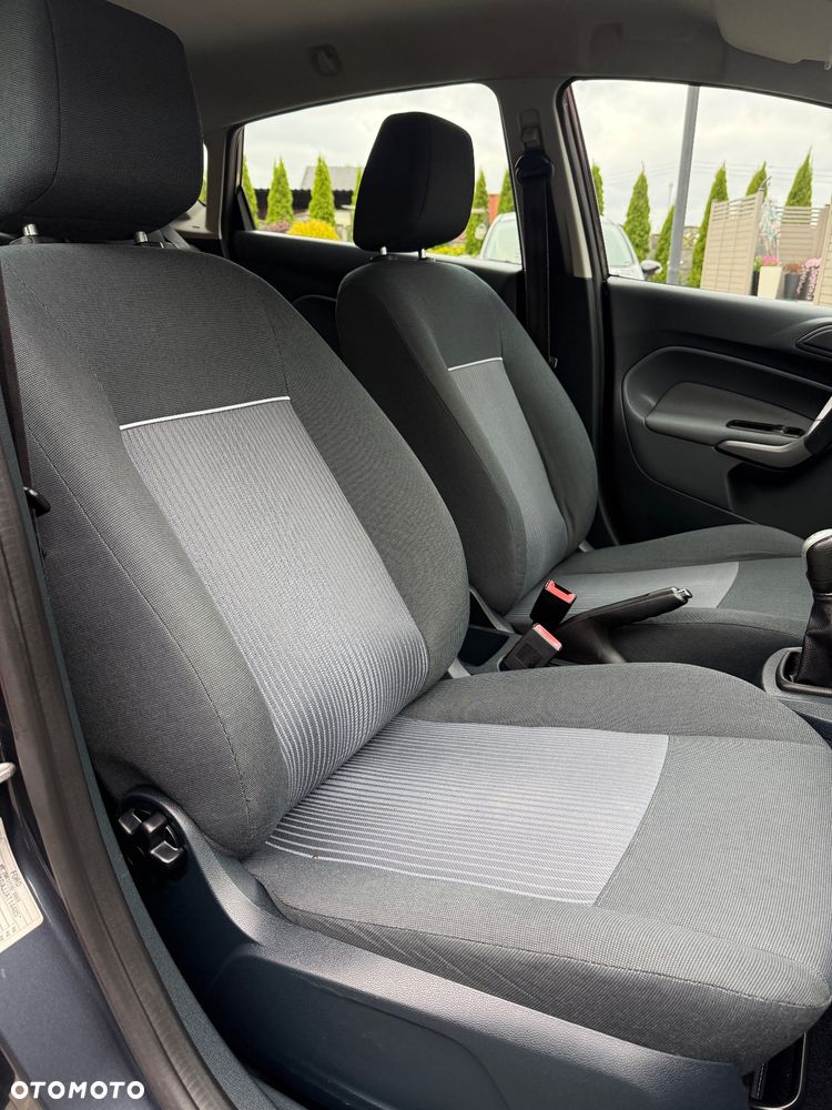 Ford Fiesta - 16