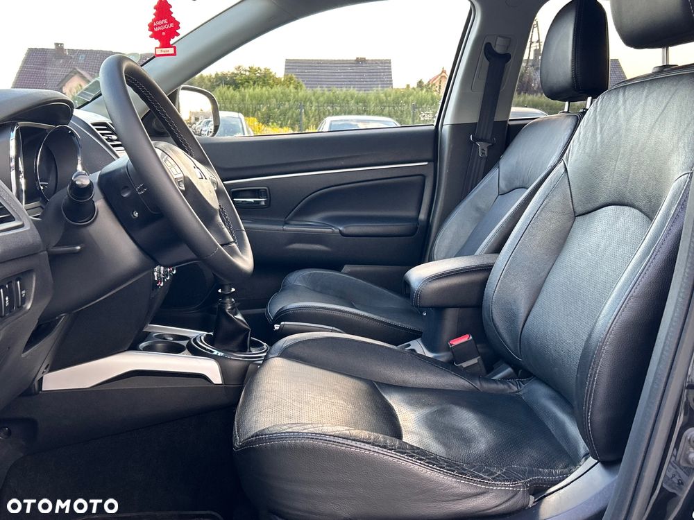Mitsubishi ASX - 25