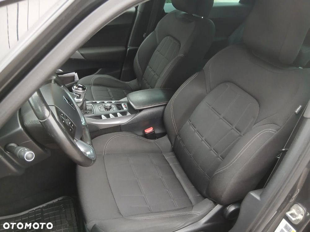 Citroën DS5 BlueHDi 120 - 32