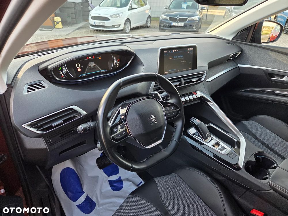 Peugeot 3008 BlueHDi 130 Stop & Start EAT8 Allure Business-Paket - 27