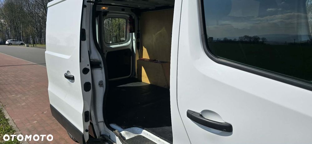 Renault Trafic - 8
