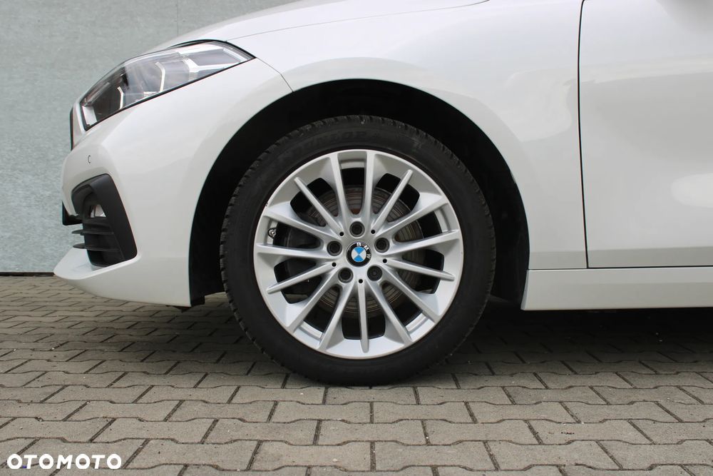 BMW Seria 1 118i - 12