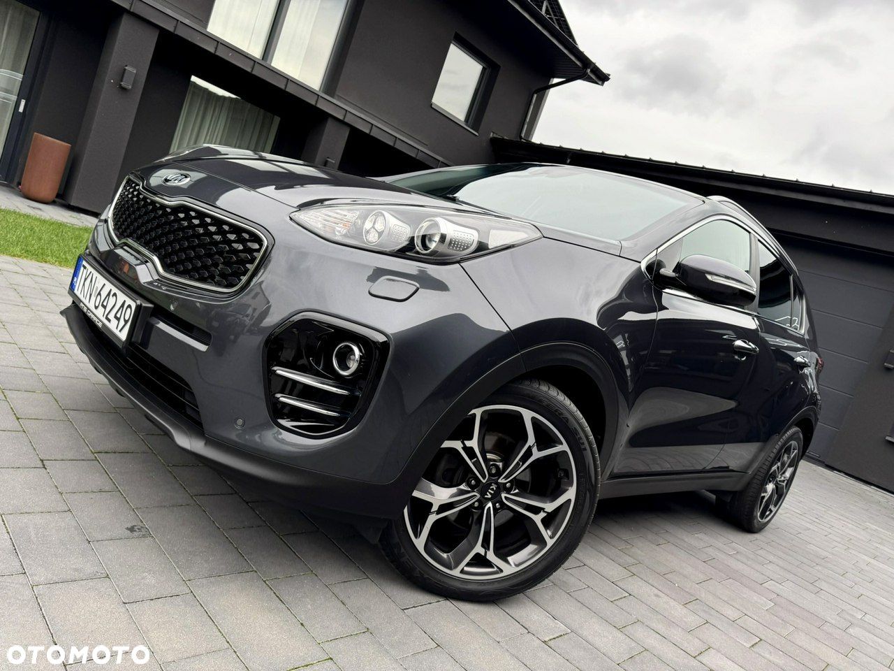 Kia Sportage 2,0 CRDI 2WD ISG Spirit - 1