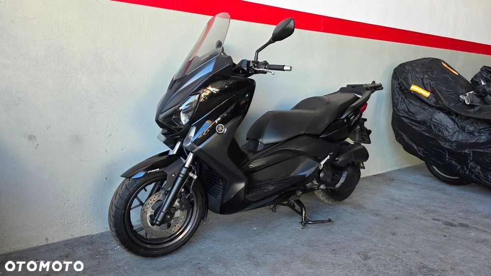 Yamaha X-max - 16
