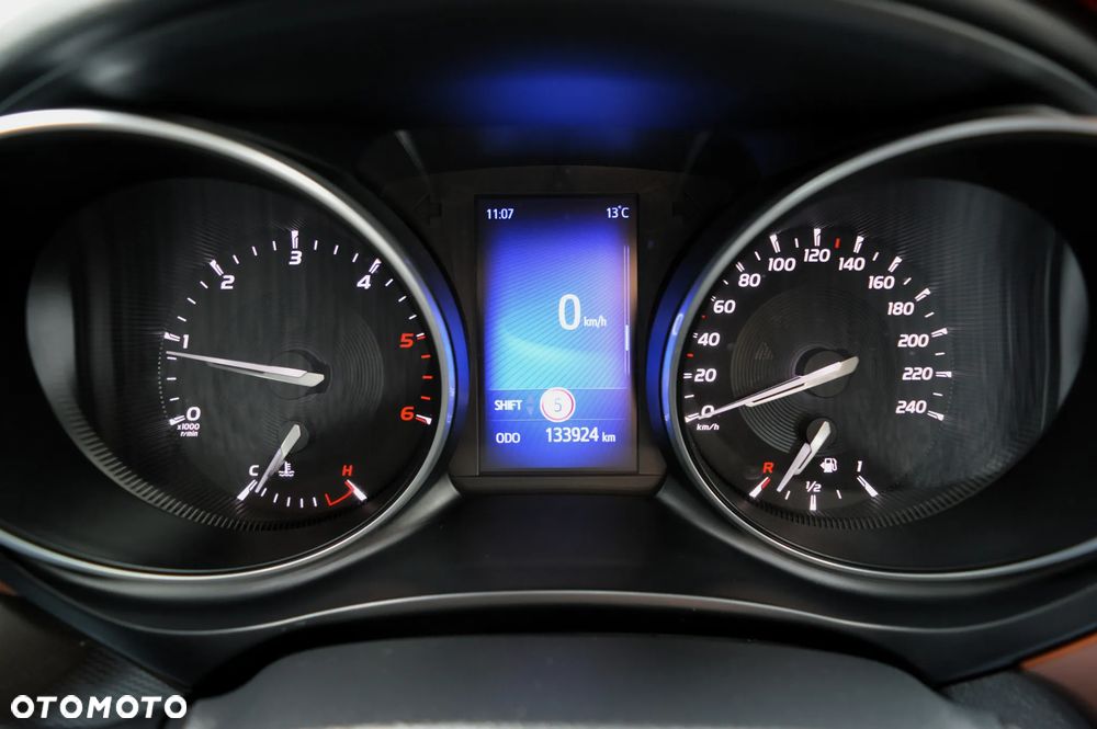 Toyota Avensis 2.0 D-4D Premium - 40