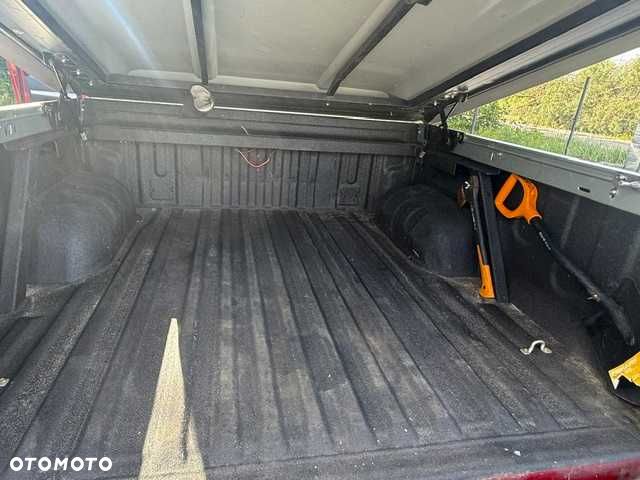 Toyota Hilux - 6