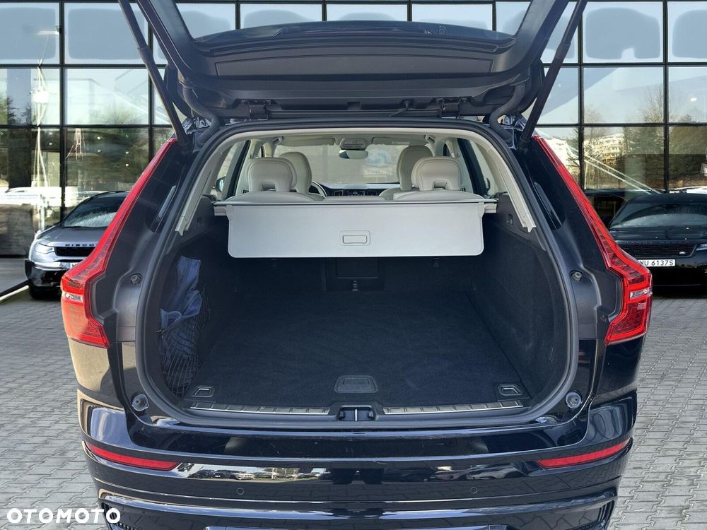 Volvo XC 60 B4 B Plus Bright - 23
