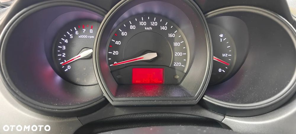 Kia Rio - 14