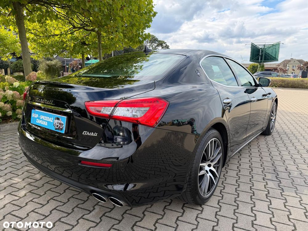 Maserati Ghibli GranSport - 18