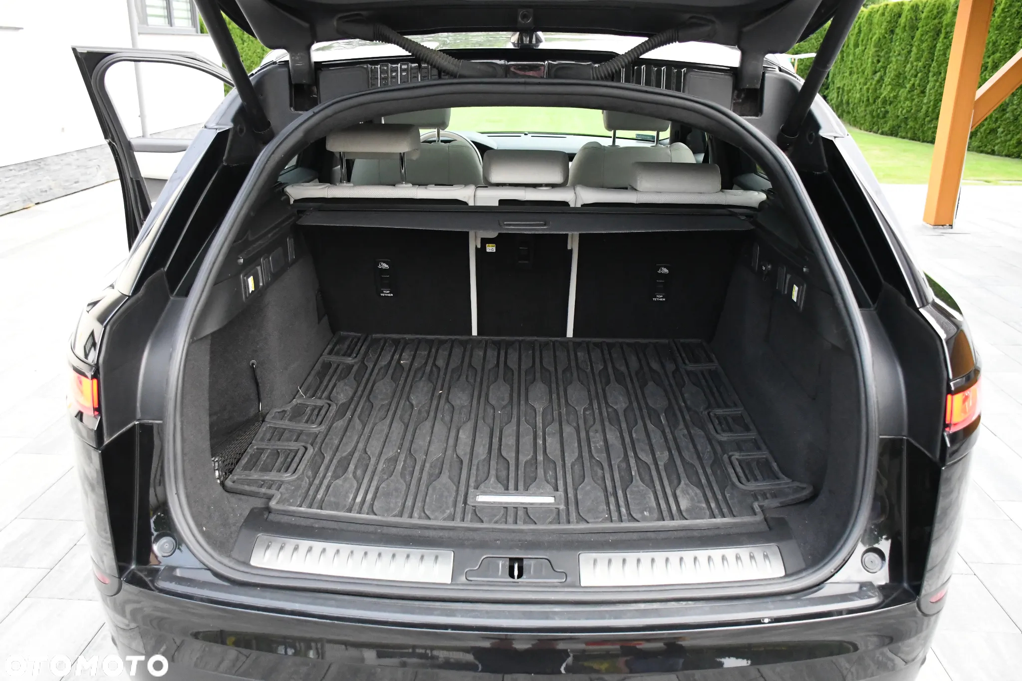 Land Rover Range Rover Velar - 33