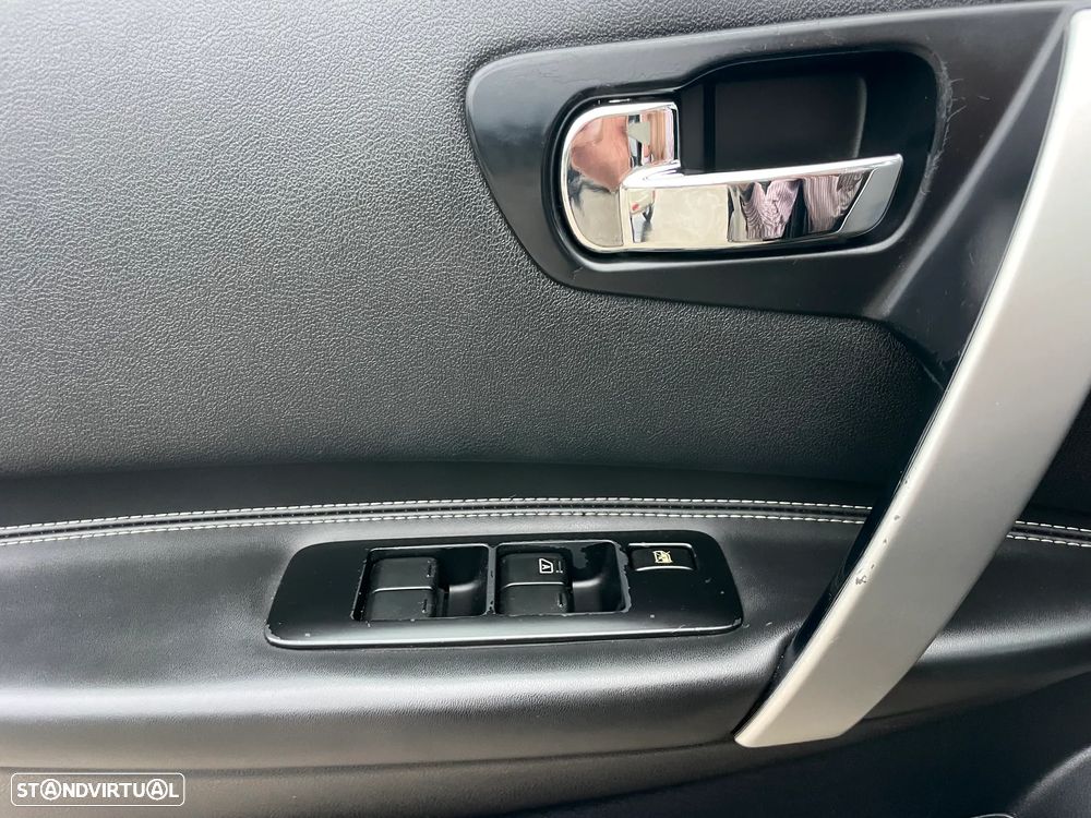 Nissan Qashqai +2 1.6 dCi Tekna Premium 18 360 S&S - 25