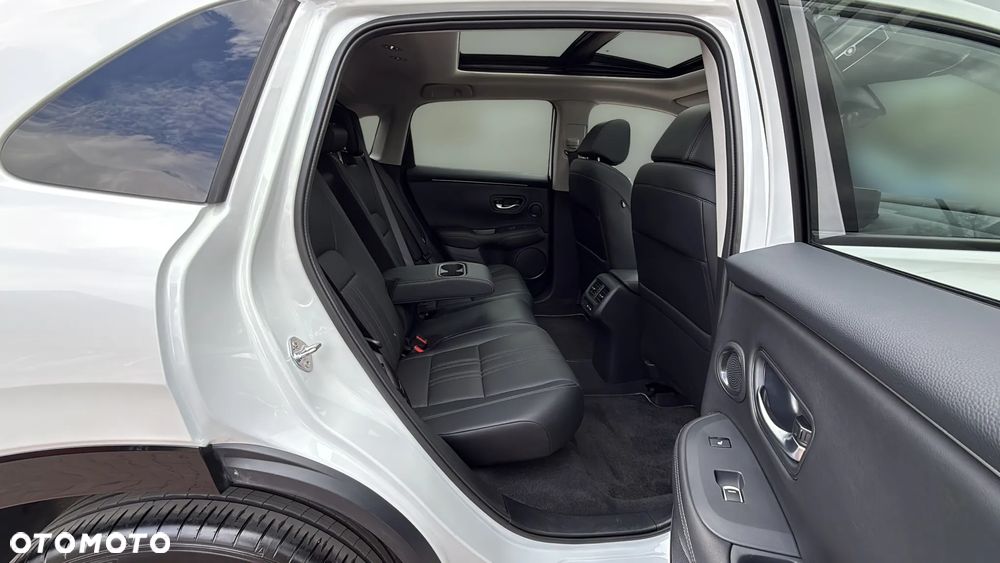 Honda ZR-V 2.0 i-MMD HEV Advance BSI/CTM 2WD CVT - 18