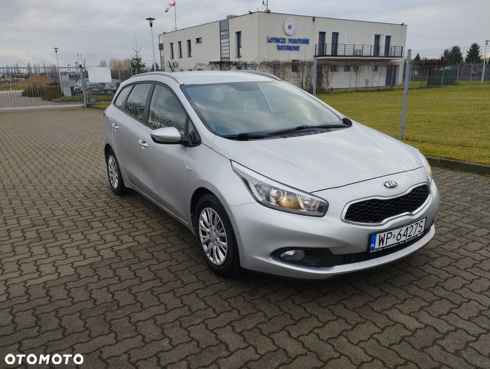 Kia Ceed - 3