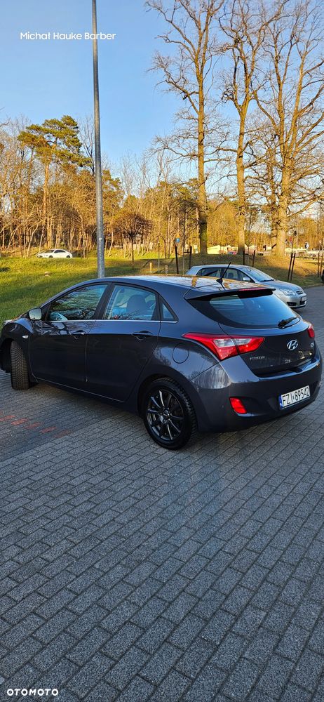 Hyundai i30 1.6 D Style - 4