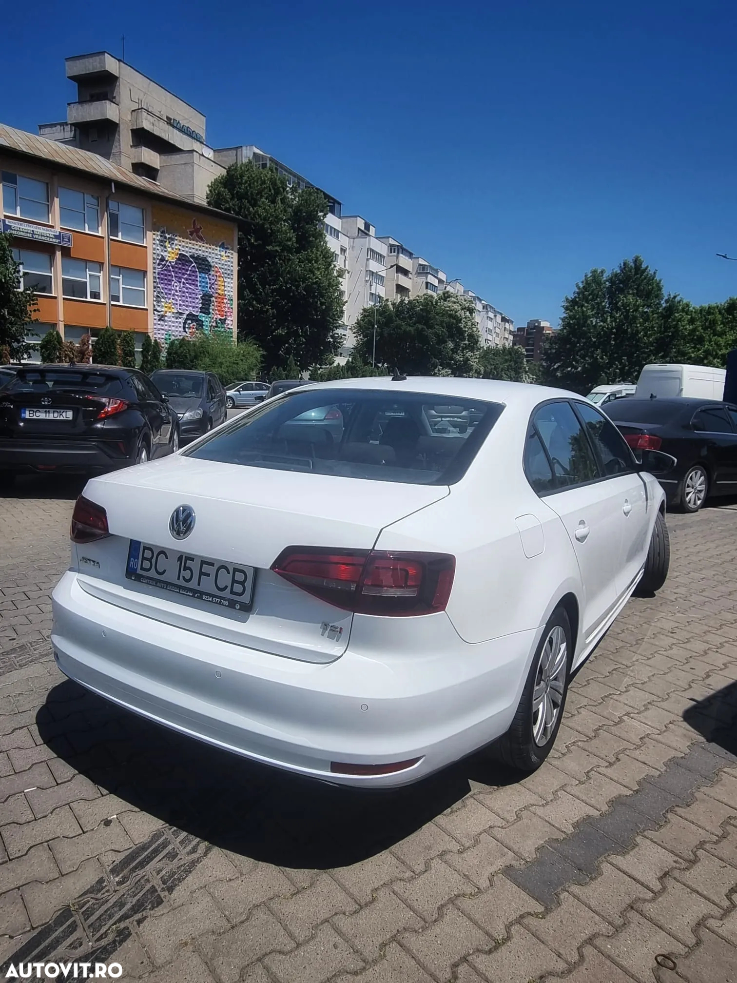 Volkswagen Jetta 1.2 TSI Trendline - 10