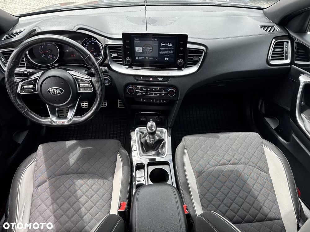 Kia ProCeed 1.5 T-GDI GT Line - 18