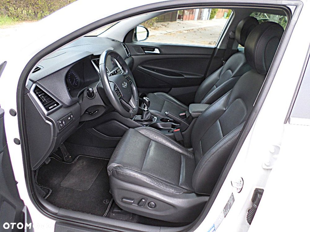 Hyundai Tucson 1.6 GDI BlueDrive Style 2WD - 7