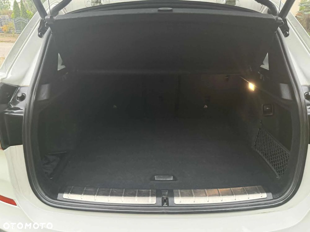 BMW X1 - 8