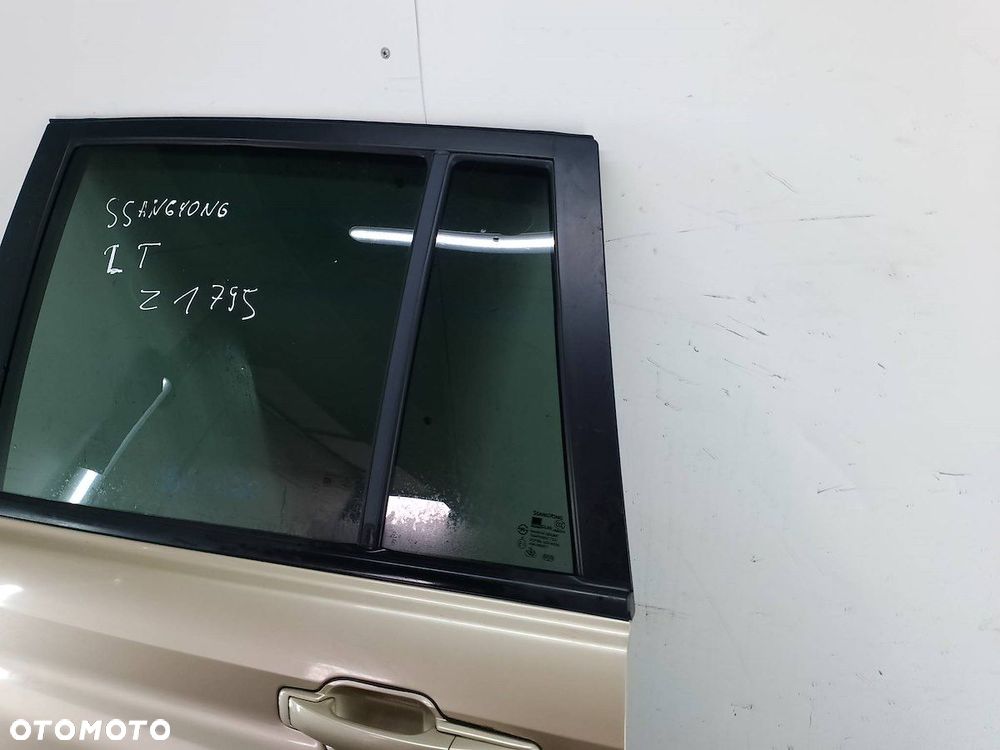 DRZWI TYŁ LEWY  SSANGYONG KYRON EA0 - 8