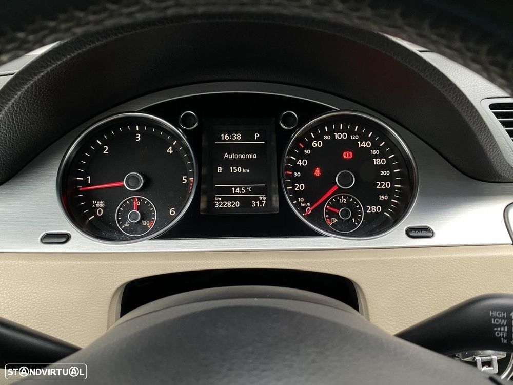 VW Passat CC 2.0 TDi BlueMotion DSG - 17