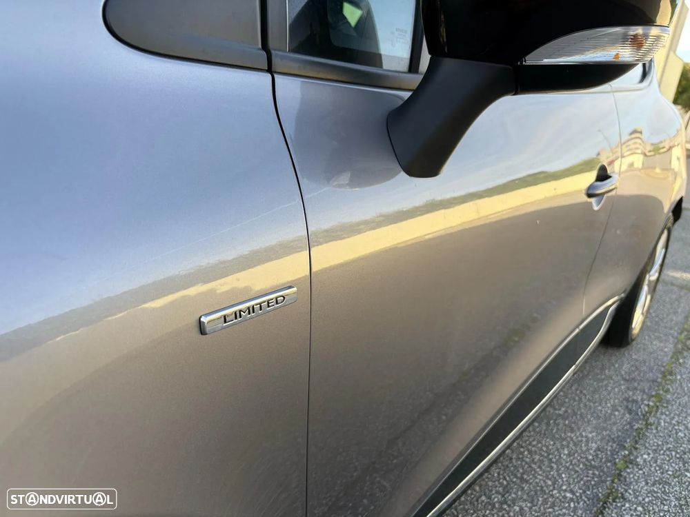 Renault Clio 0.9 TCe Limited Edition - 17