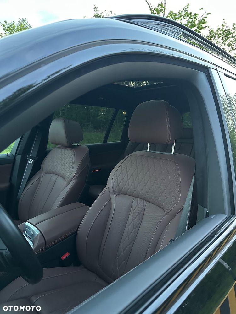 BMW X7 xDrive40i - 13