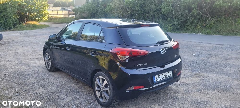 Hyundai i20 1.2 Classic + - 11