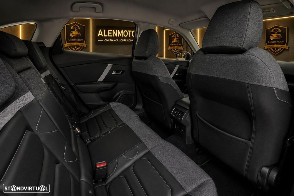 Citroën C4 1.2 PureTech Shine Pack EAT8 - 15