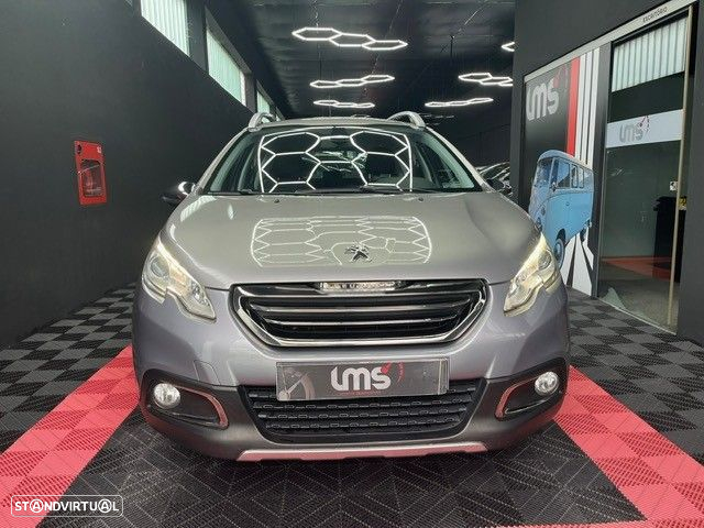 Peugeot 2008 1.2 PureTech Allure - 2