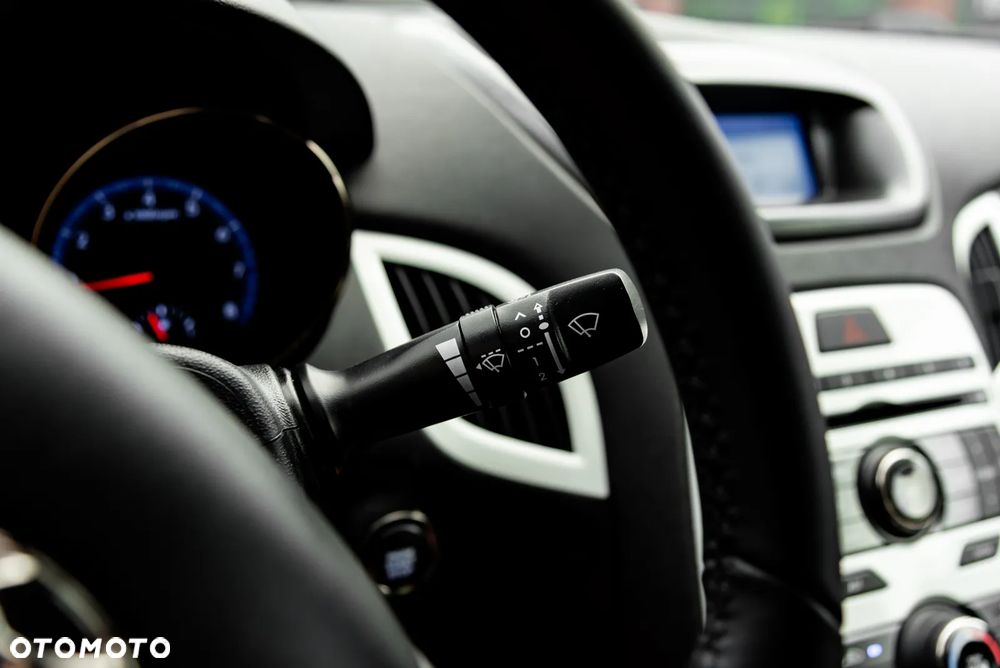 Hyundai Genesis Coupe 2.0 T - 26